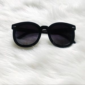 Large Frame Black Sunglasses